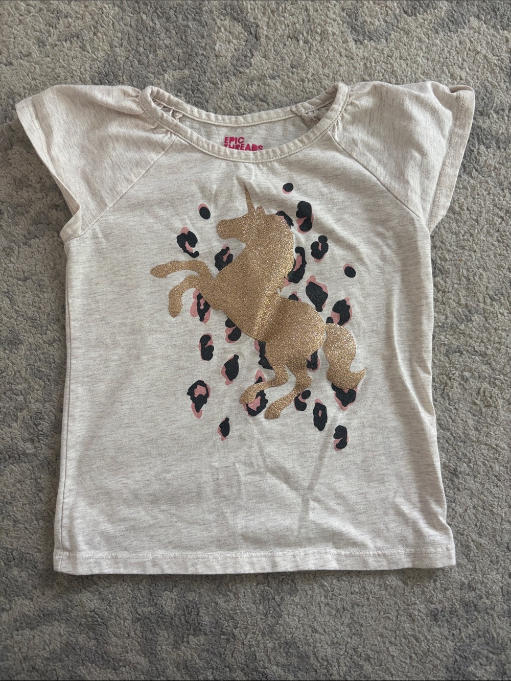 Epic Threads Cream Tee with Gold Glitter Unicorn and Leopard Spots, Girls Size 5